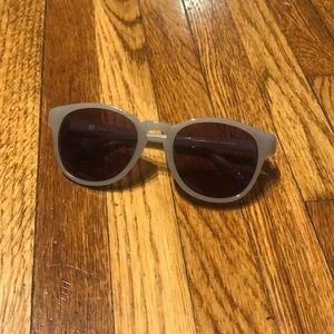 House of Harlow sunglasses